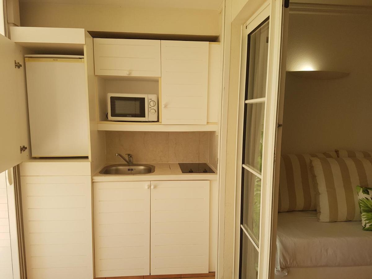 Caraibes Apparts-Resorts Sainte-Anne  Exterior foto