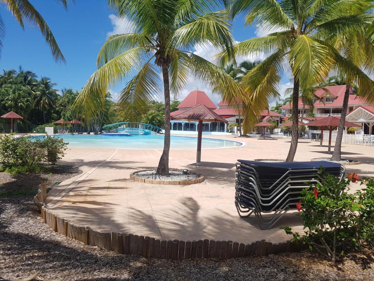 Caraibes Apparts-Resorts Sainte-Anne  Exterior foto
